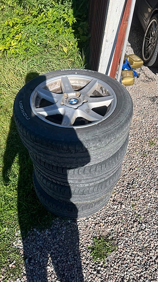 BMW 325i 13 of 14