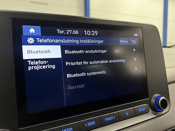 Hyundai Kona 21 of 24