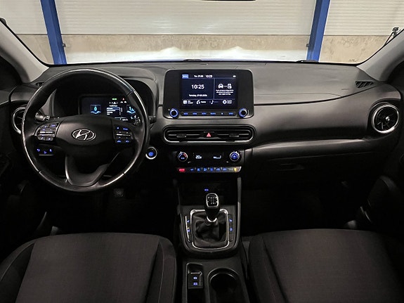 Hyundai Kona 17 of 24