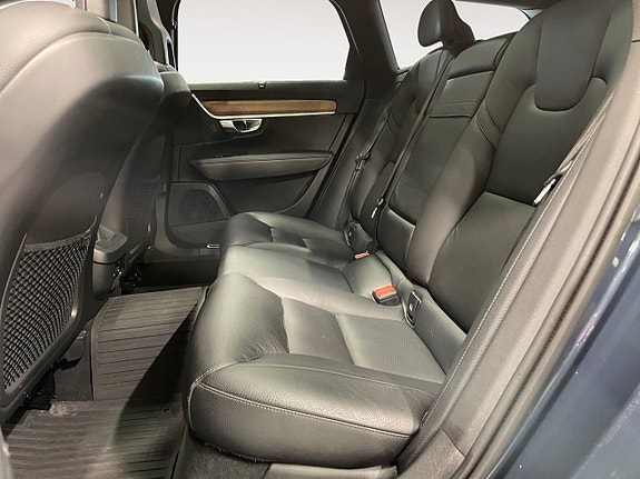 Volvo V90 12 of 26