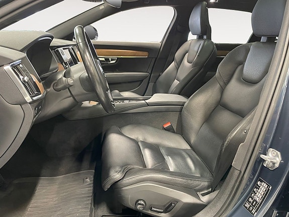 Volvo V90 10 of 26