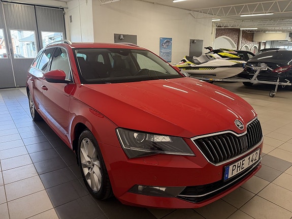 Skoda Superb 6 of 16