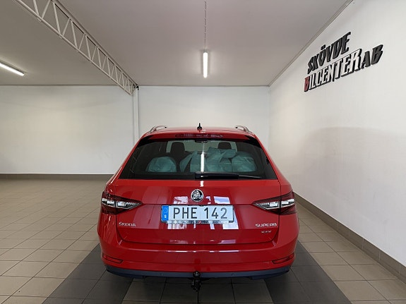 Skoda Superb 4 of 16