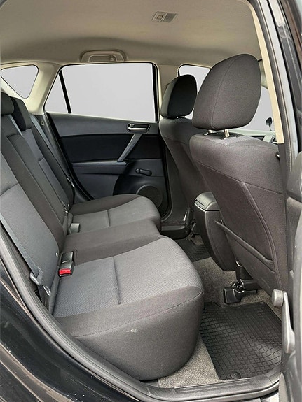 Mazda 3 16 of 19