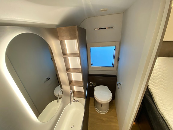 Adria ALPINA 663 HT (2027 PÅ PLATS+ALDE+Frontkök+Boogie) 25 of 28