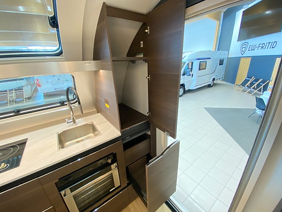Adria ALPINA 663 HT (2027 PÅ PLATS+ALDE+Frontkök+Boogie) 17 of 28