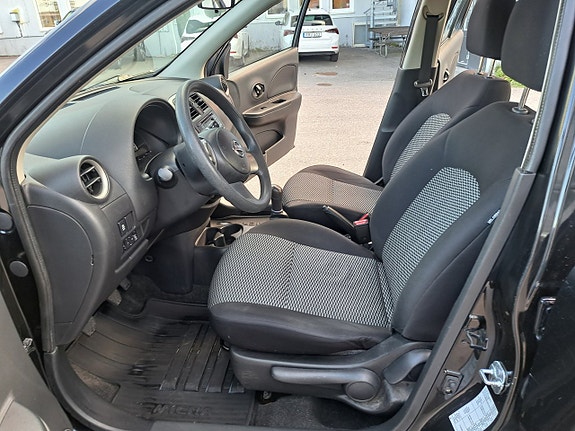 Nissan Micra 22 of 23