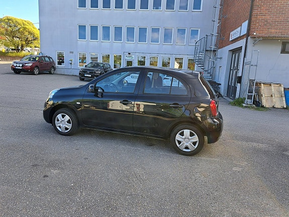 Nissan Micra 3 of 23