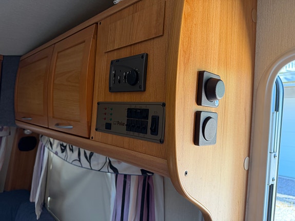 Polar 560 3 of 9