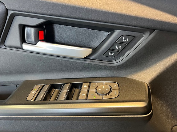 Subaru E-Outback 14 of 17