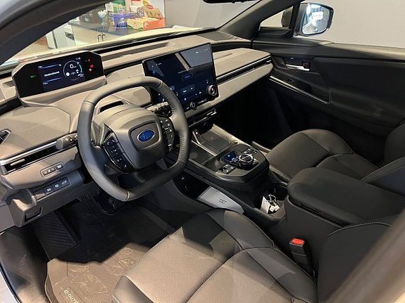 Subaru E-Outback 8 of 17