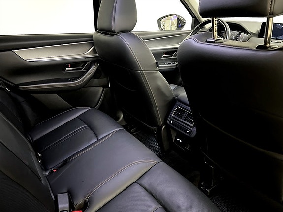 Mazda CX-60 12 of 15