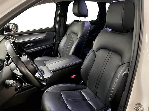 Mazda CX-60 4 of 15