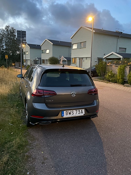 Volkswagen Golf VII 3 of 7