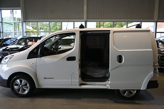 Nissan e-NV200 15 of 22