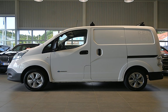 Nissan e-NV200 3 of 22