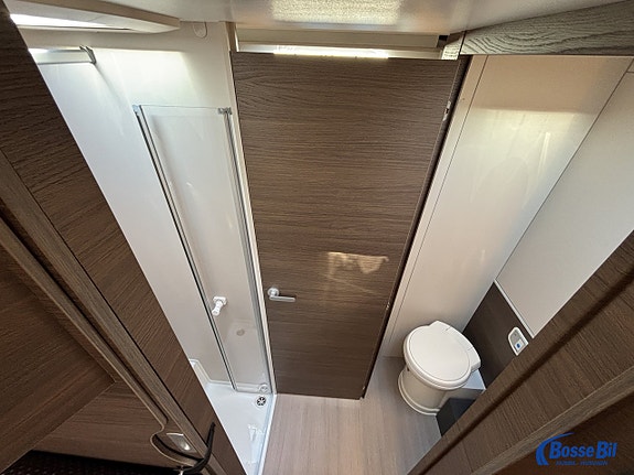 Adria MATRIX SUPREME 670 SL *Dieselvärmare * ALDE * komp.kylskåp * 17 of 21