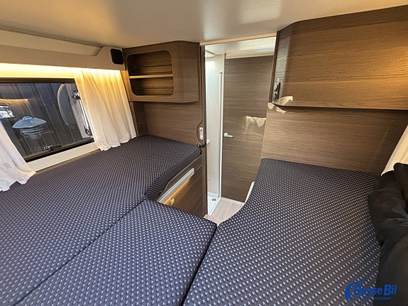 Adria MATRIX SUPREME 670 SL *Dieselvärmare * ALDE * komp.kylskåp * 21 of 21