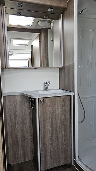 Kabe IMPERIAL 630 TDL FK KS Långbädd / Tält 9 of 23