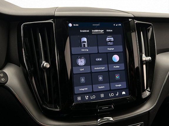 Volvo XC60 28 of 30
