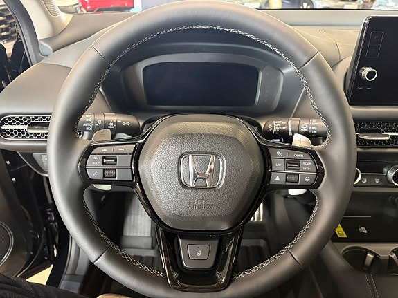 Honda ZR-V 11 of 22