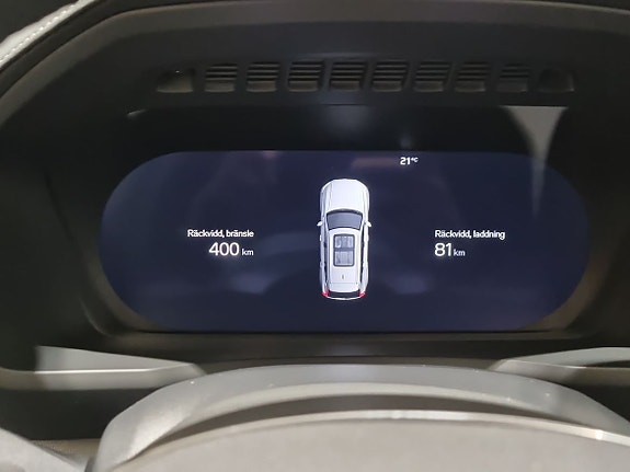 Volvo XC90 11 of 18