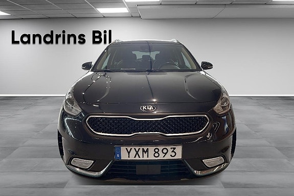 Kia Niro 2 of 16