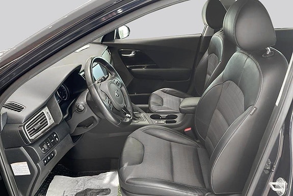 Kia Niro 8 of 16