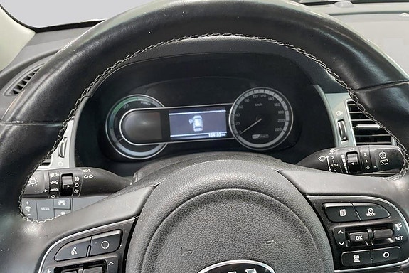 Kia Niro 10 of 16