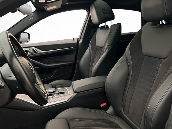 BMW i4 15 of 30