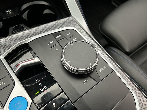 BMW i4 29 of 30