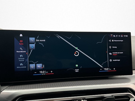 BMW i4 23 of 30