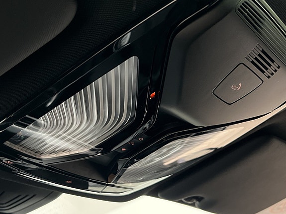 BMW i4 30 of 30