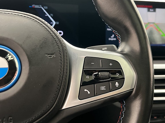 BMW i4 20 of 30
