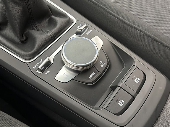 Audi Q2 23 of 29