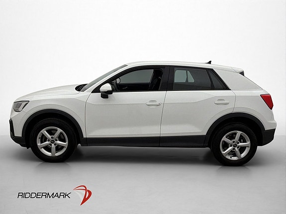 Audi Q2 4 of 29
