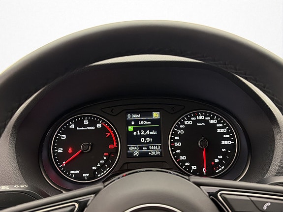 Audi Q2 17 of 29