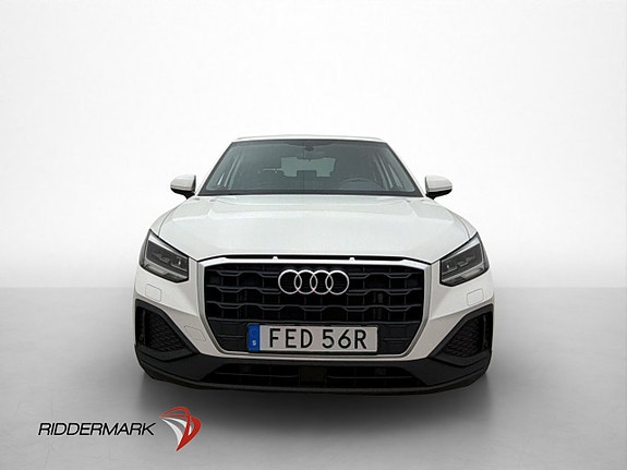 Audi Q2 2 of 29