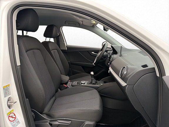 Audi Q2 14 of 29