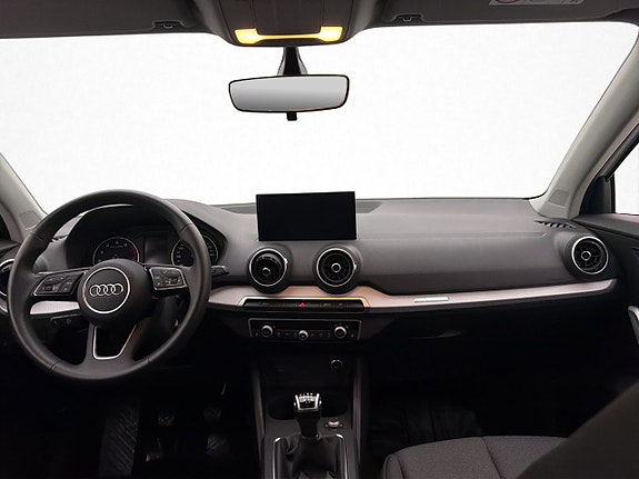 Audi Q2 12 of 29