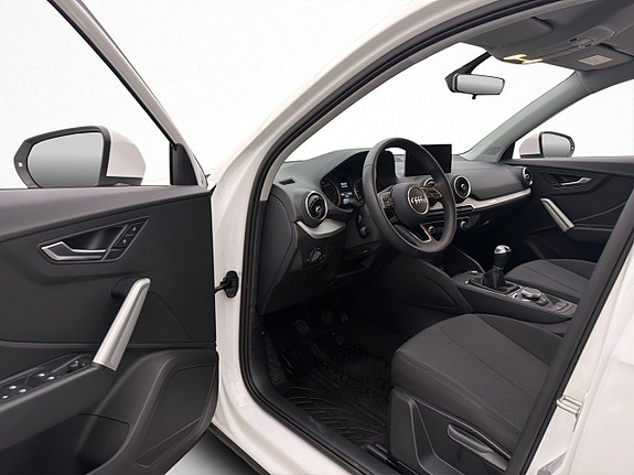 Audi Q2 10 of 29