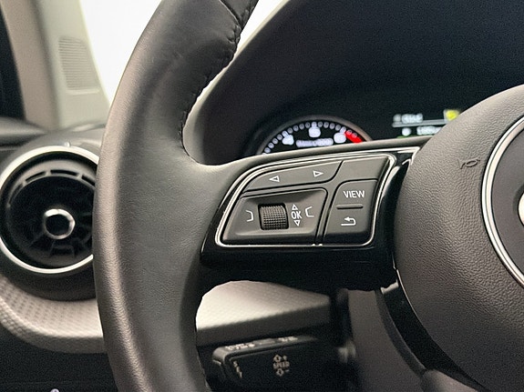 Audi Q2 18 of 29
