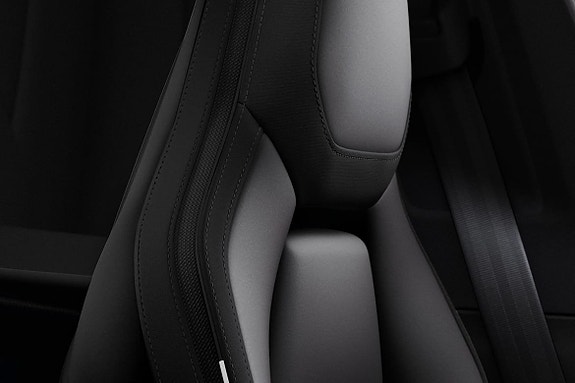 Polestar 4 18 of 20