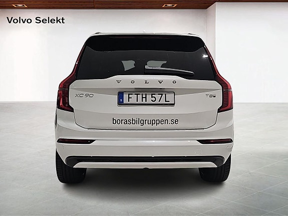 Volvo XC90 7 of 16
