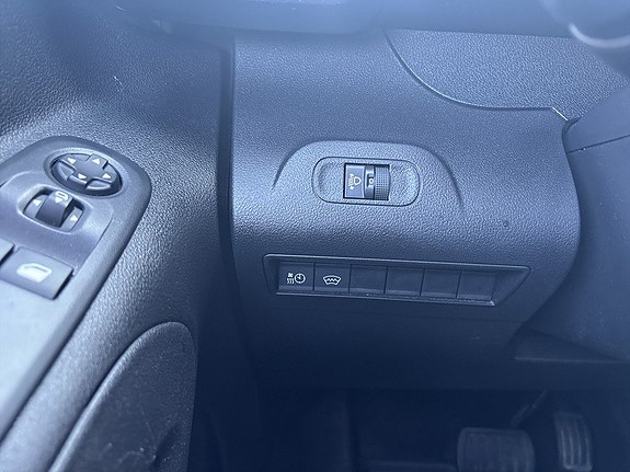 Peugeot Partner 10 of 15