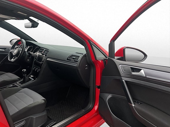 Volkswagen Golf I 16 of 29