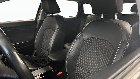 Kia Ceed 8 of 14