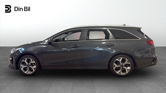 Kia Ceed 2 of 14