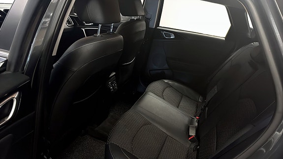 Kia Ceed 12 of 14