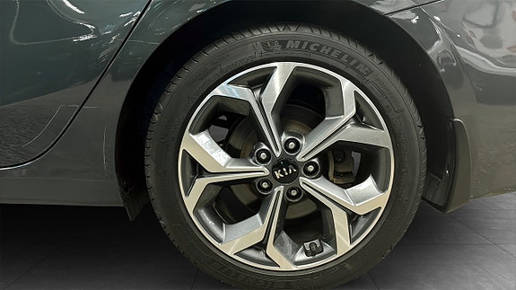 Kia Ceed 6 of 14